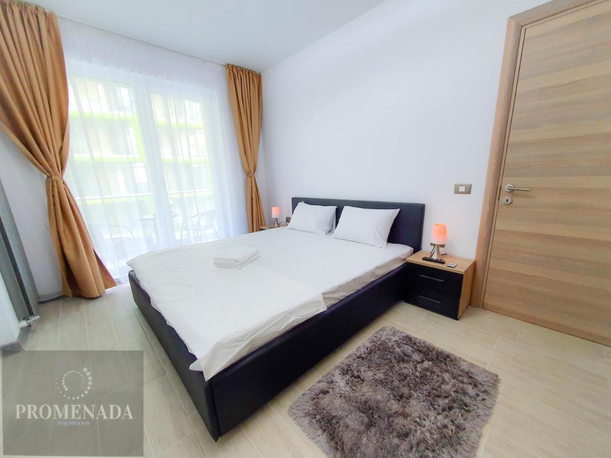 Sunfest Aparthotel Pool & Spa Mamaia Nord Navodari Exterior photo